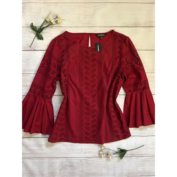 EXPRESS Eyelet Flare Pleated Bell Sleeve Top - Picture 15 of 15